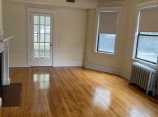24-25 Hamilton Rd #1, Brookline, MA 02446