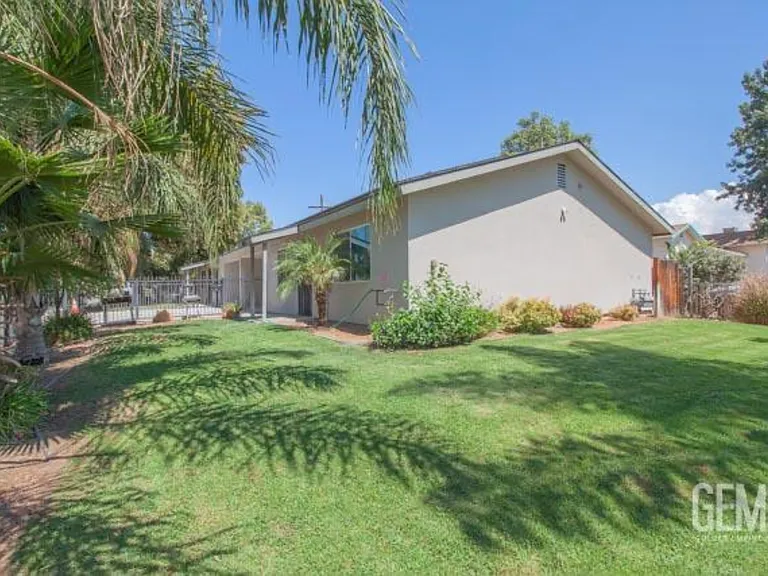 Palm Dr — Photo 11