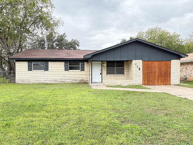 218 Virginia Dr