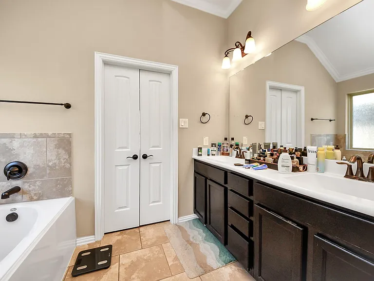 7502 Simpson Springs Ln — Photo 34