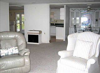 4th image of 2041 Live Oak Ln