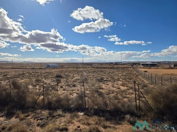 11 San Domingo Rd, Laguna, NM 87026