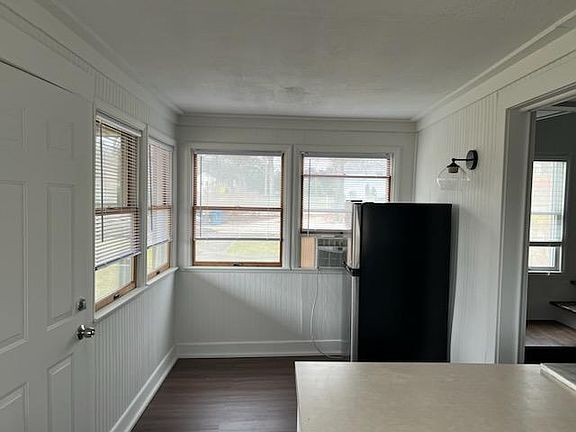 Breakfast nook