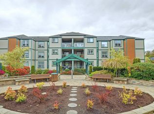 Chelsea Green, Saanich, BC V8X 2W6