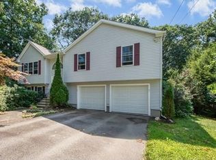 7 Camile Rd, Webster, MA 01570