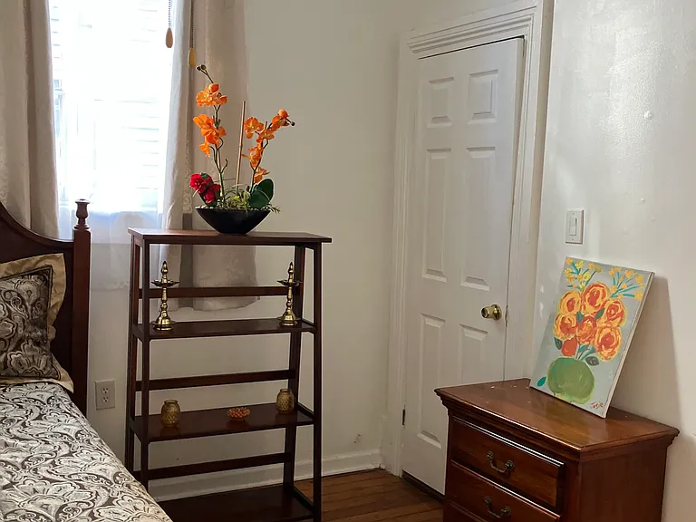 3313 Carondelet St #B — Photo 1