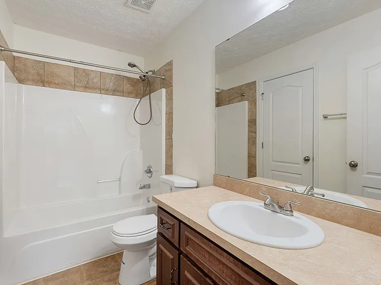 5186 Freedom Ridge Ct — Photo 18