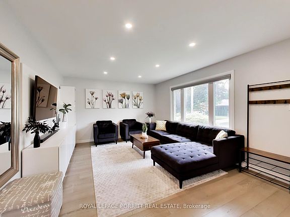 4th image of 344 Rimilton Ave