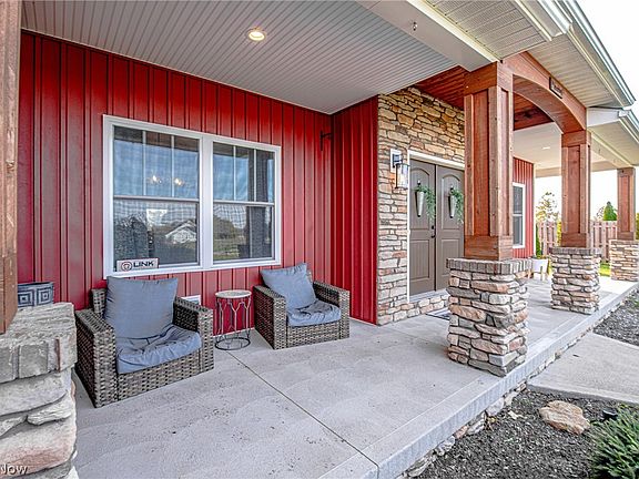 4th image of 6410 Livia Ln