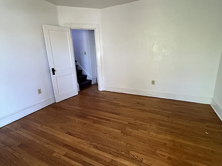 418 Polk Ave #A — Photo 6
