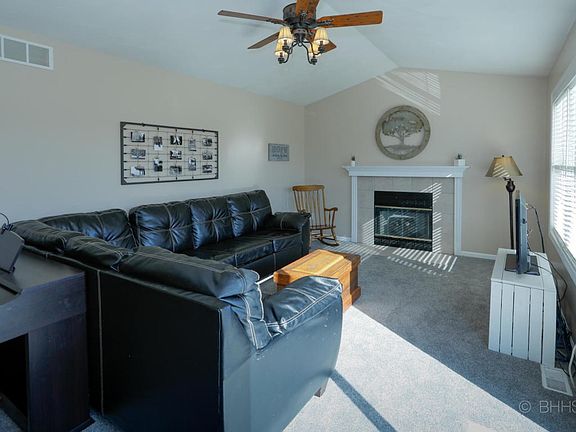 27542 Manchester Cir-103