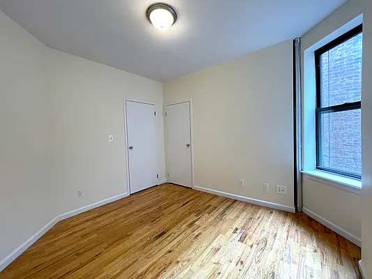 Rented by Bohemia Realty Group | media 20