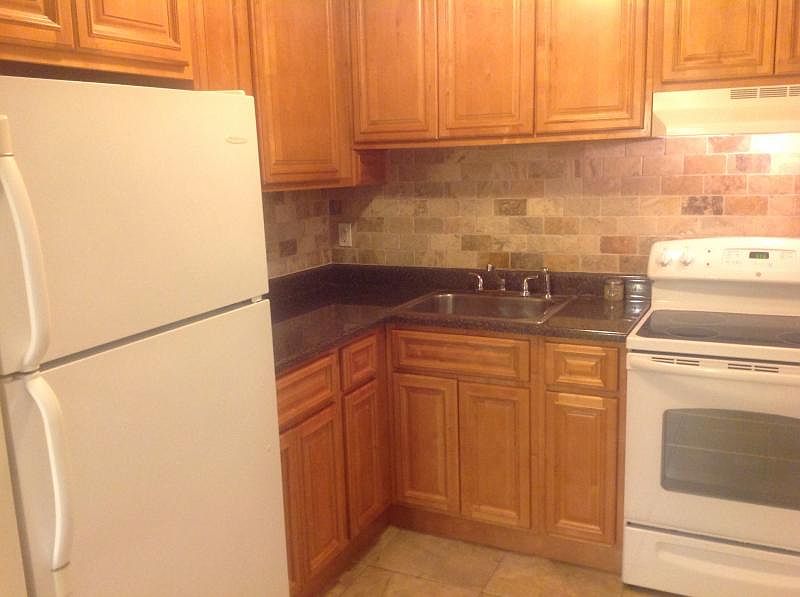 1st image of 422 Ringwood Ave APT 106