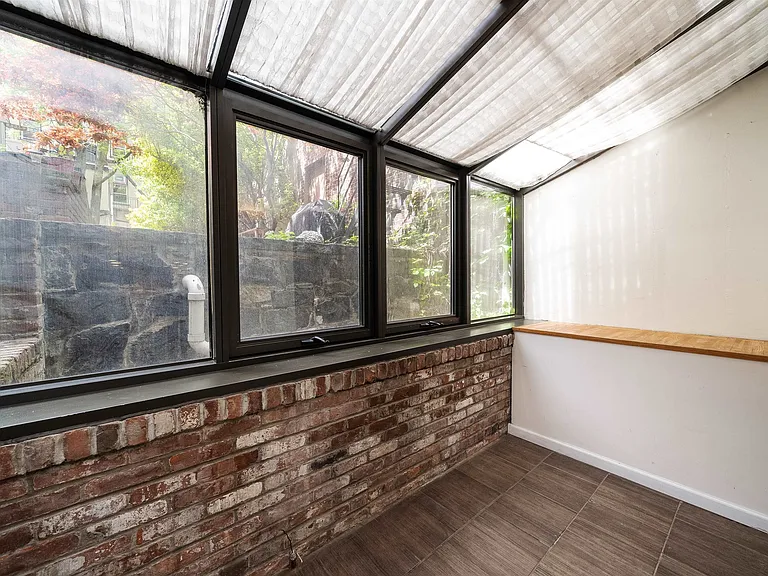 1314 Hudson St #2 — Photo 14