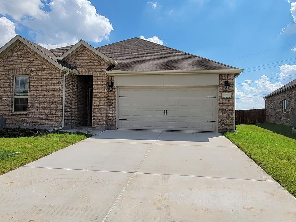 1st image of 10422 Thunderwood Dr