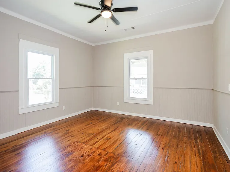 732 Williams St — Photo 13