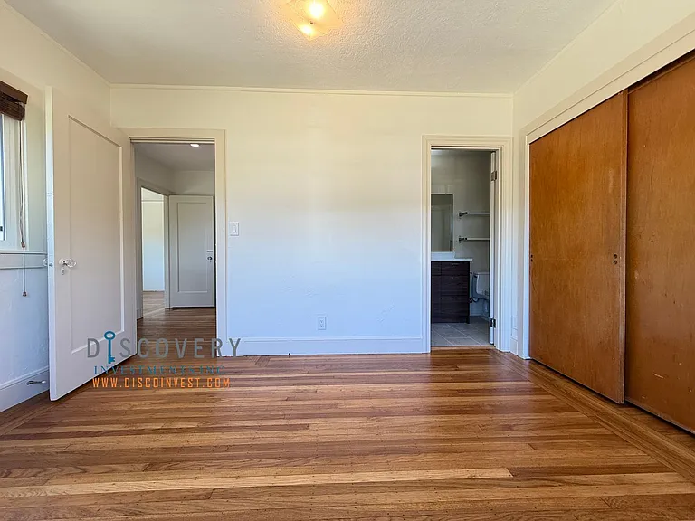 611 Clayton Ave — Photo 6