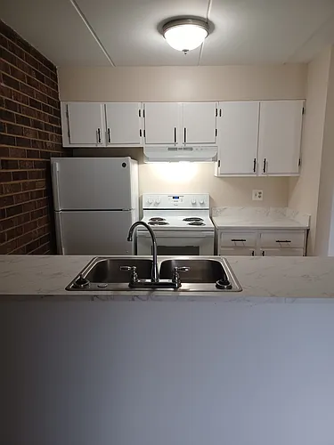 3703 James St #3D Photo 1