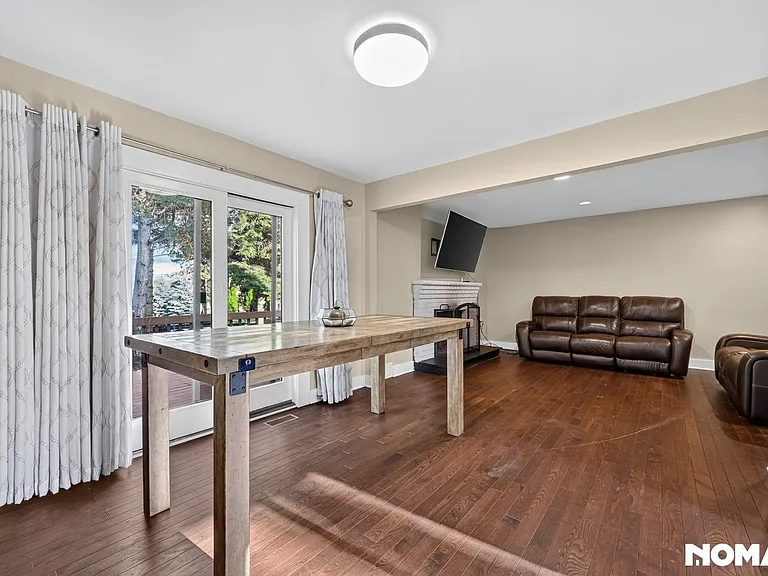 8315 Hilton Rd — Photo 24