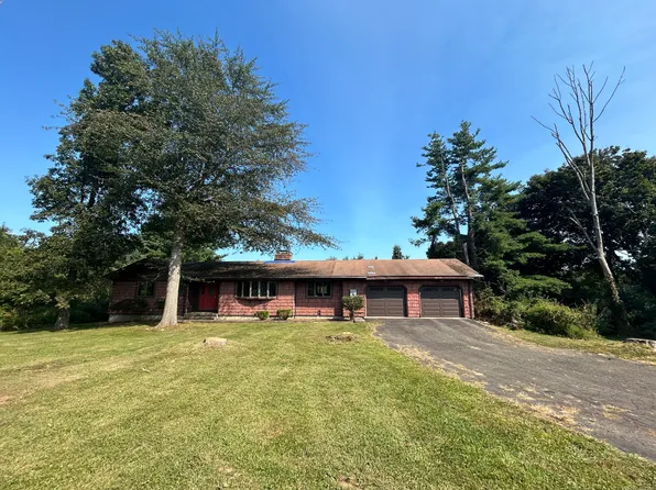 60 Green Hill Road, Bethany, CT 06524