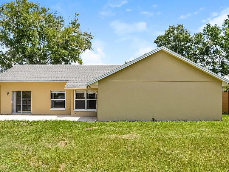 1176 Countrywind Dr — Photo 15