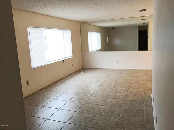3rd image of 1104 Kane Dr