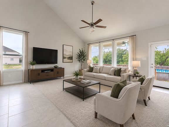 3rd image of 2511 Seabream Dr
