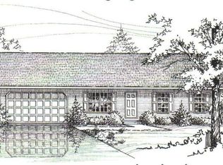 210 3rd St, Durant, IA 52747