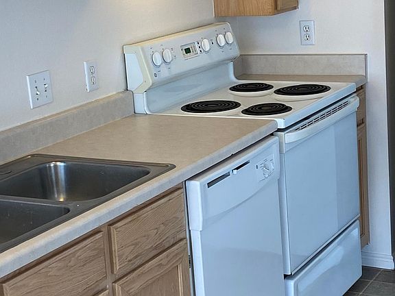 2nd image of 438 W Main St APT 234