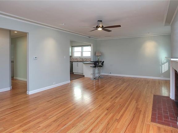 3rd image of 1035 Orilla Del Mar #C