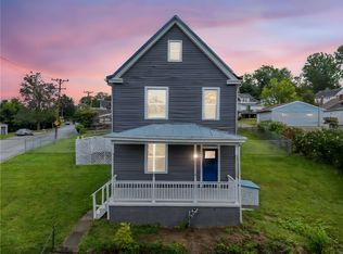 690 Henderson Ave, Washington, PA 15301