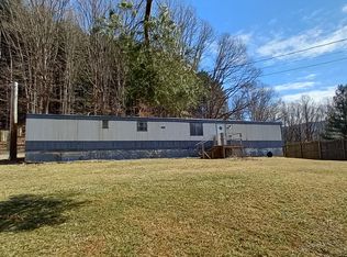 1310 Beverly Hills Dr, North Tazewell, VA 24630