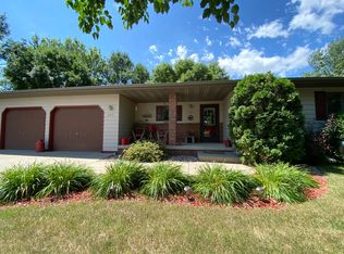 209 19th St NE, Watertown, SD 57201