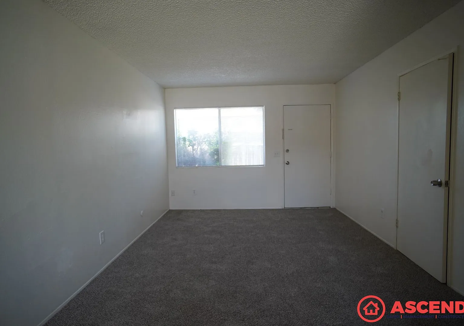 1849 Golden State Ave — Photo 3