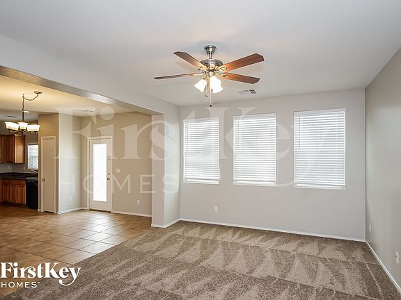 2nd image of 5621 Lookout Crest St