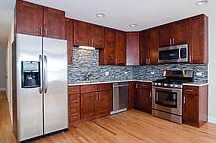 2nd image of 3311 N Hamlin Ave #2