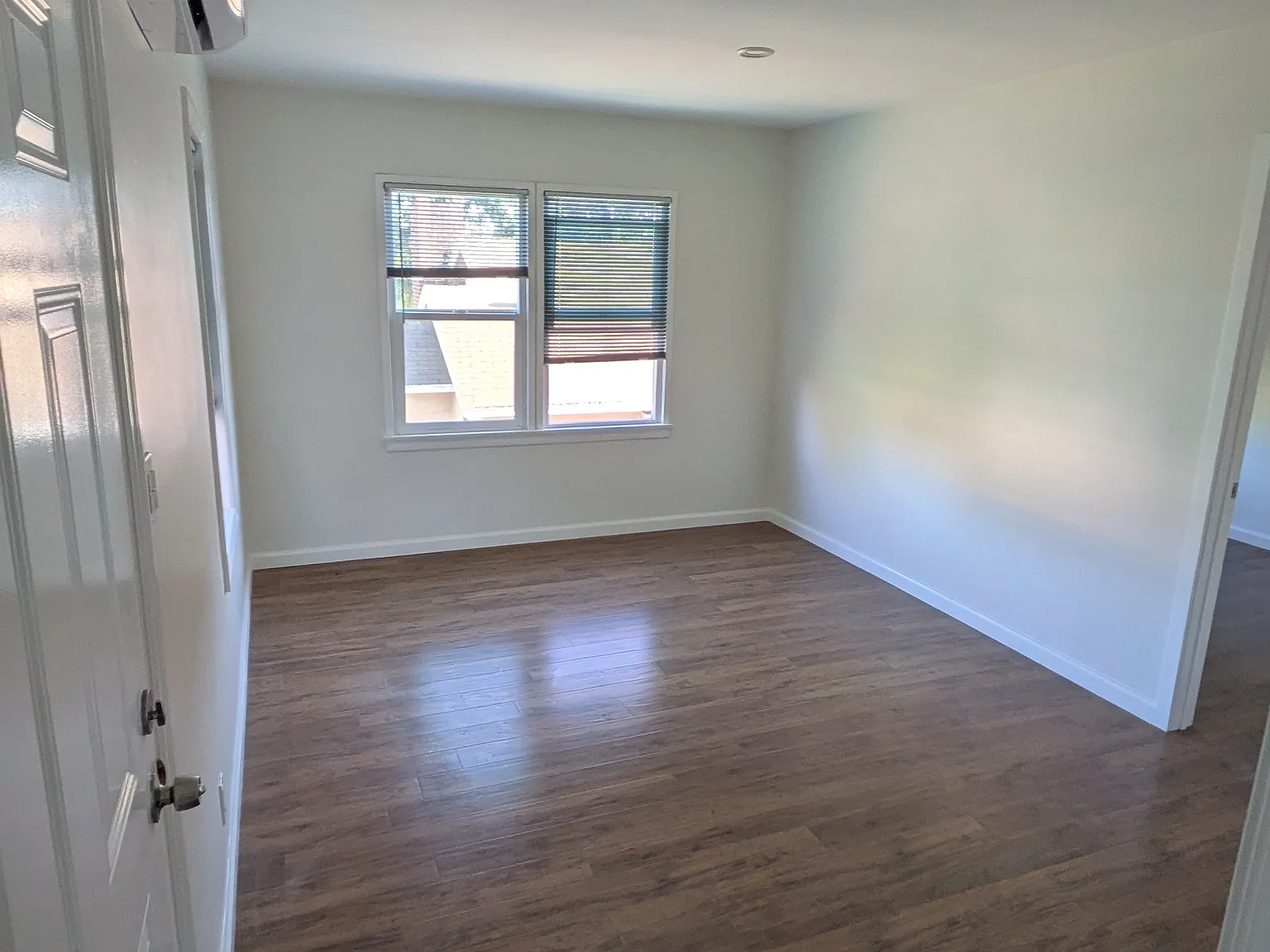 1 bed, 500 sqft, $1,850 — Photo 3