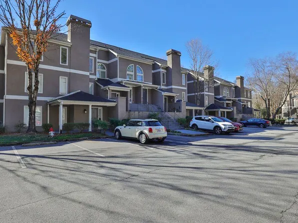 35 Brittany Way NE, Atlanta, GA 30324