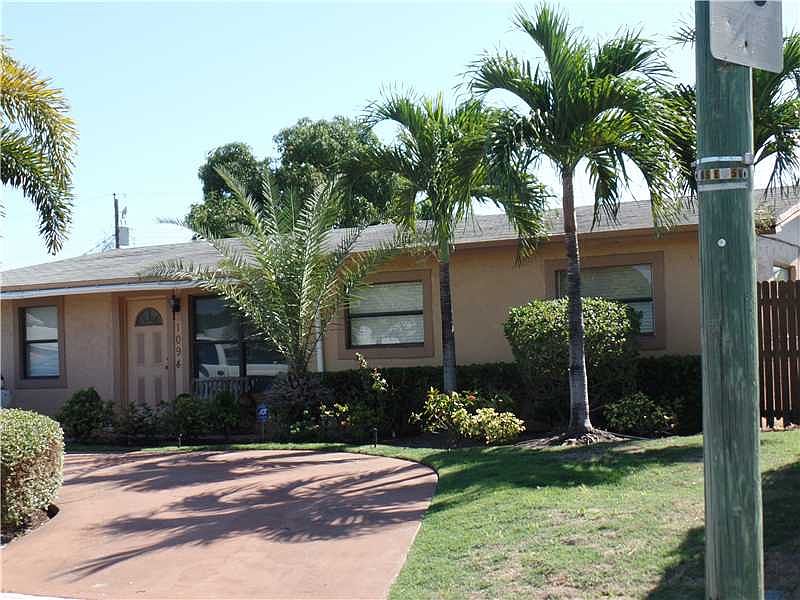 1st image of 1094 NW 24th Ave