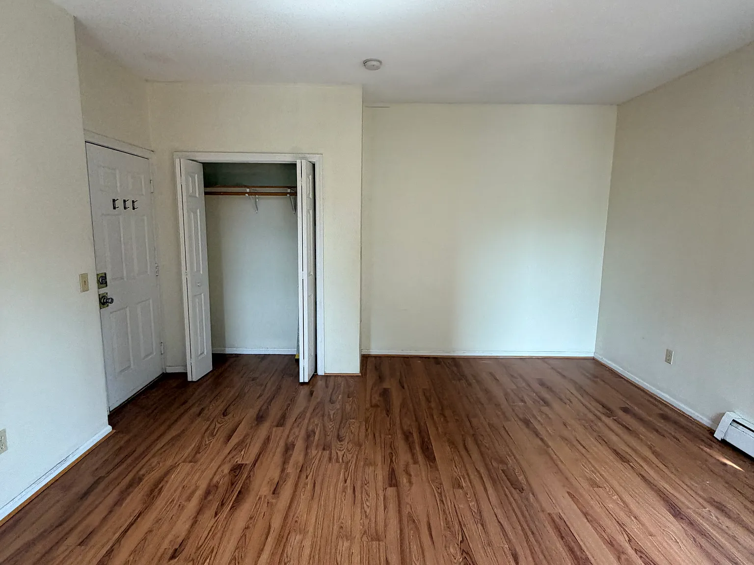 Studio, $1,295 — Photo 4