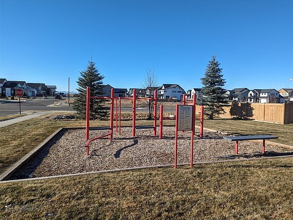 4th image of 223 Lion Peak Dr