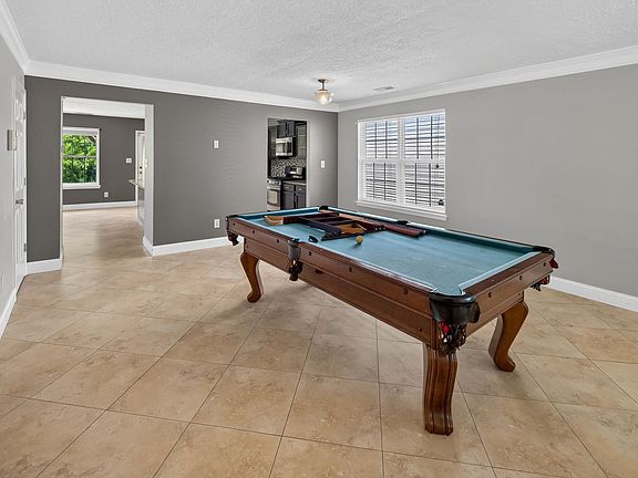 2nd image of 10745 Glenluce Ave