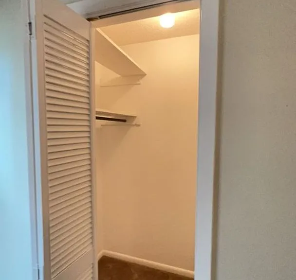765 Bluffview Dr — Photo 17