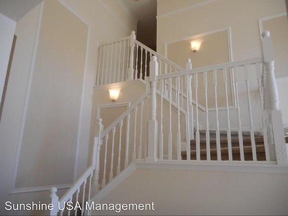 4th image of 3825 Golden Feather Way