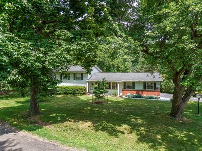 8524 Carriage Hills Rd, Bloomington, IL, 61705