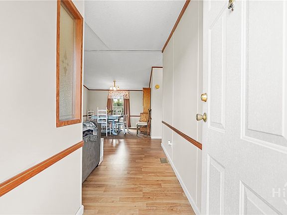 4th image of 1298 Lee Road