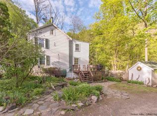 787 Binnewater Rd, Rosendale, NY 12472