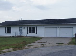 706 6th Ave SW, Waukon, IA 52172