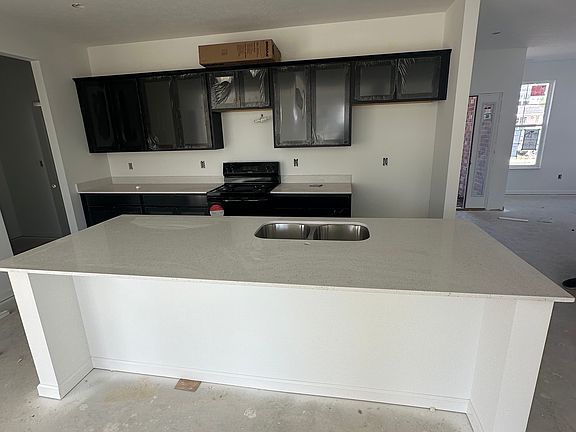 3rd image of 369 Cape May Dr