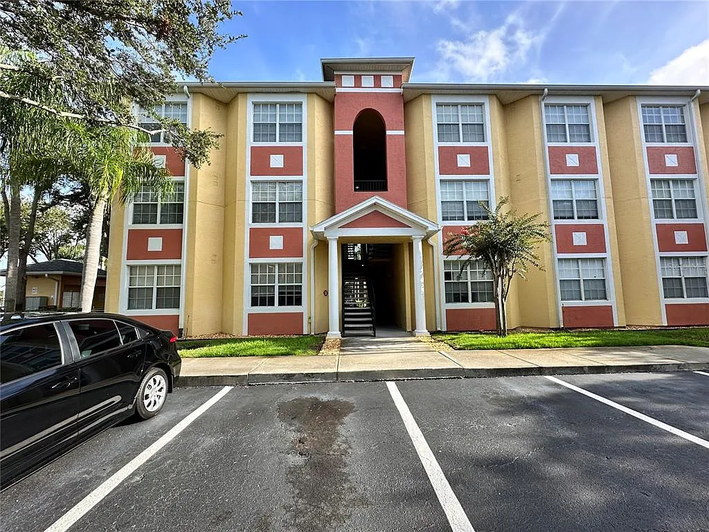 1 bed, 1.0 bath, 643 sqft, $1,499 — Photo 1